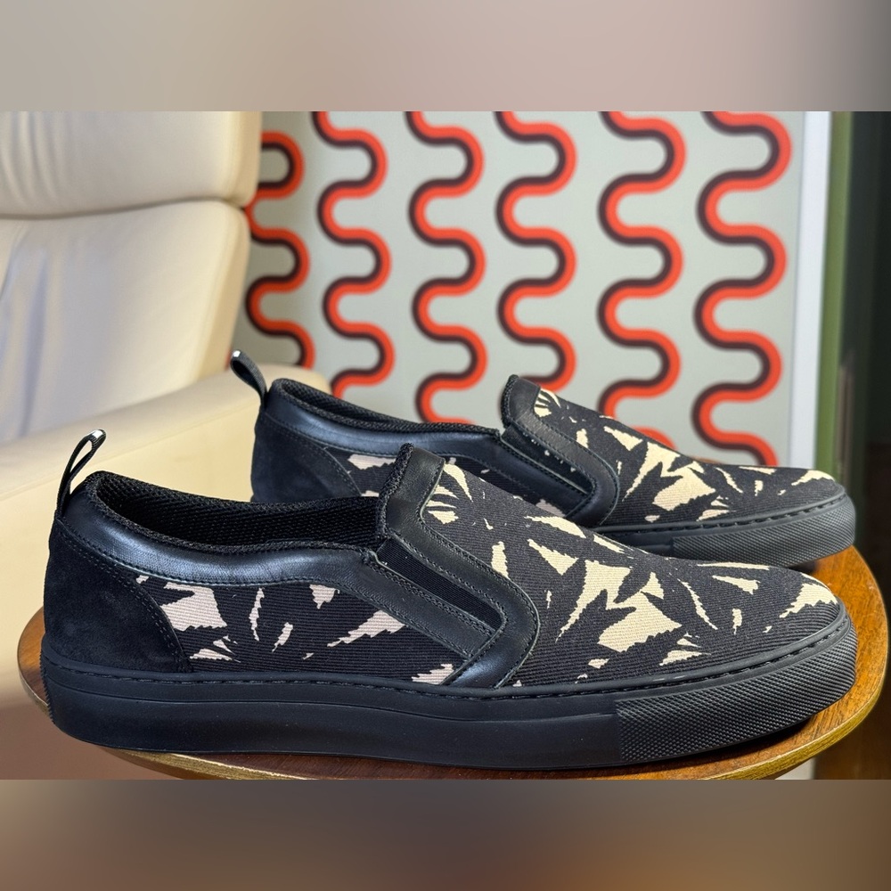 MSGM sneakers featuring slip-on design with a theme of pot leaves sizeUS10/43EU